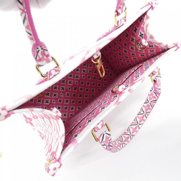 Louis Vuitton Monogram Flower Tile (LV by the Pool) OnTheGo PM M22976 Handbag - Picture 8 of 9